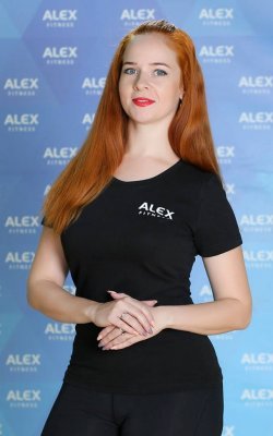 Инструктор групповых программ Елена Бобровицкая